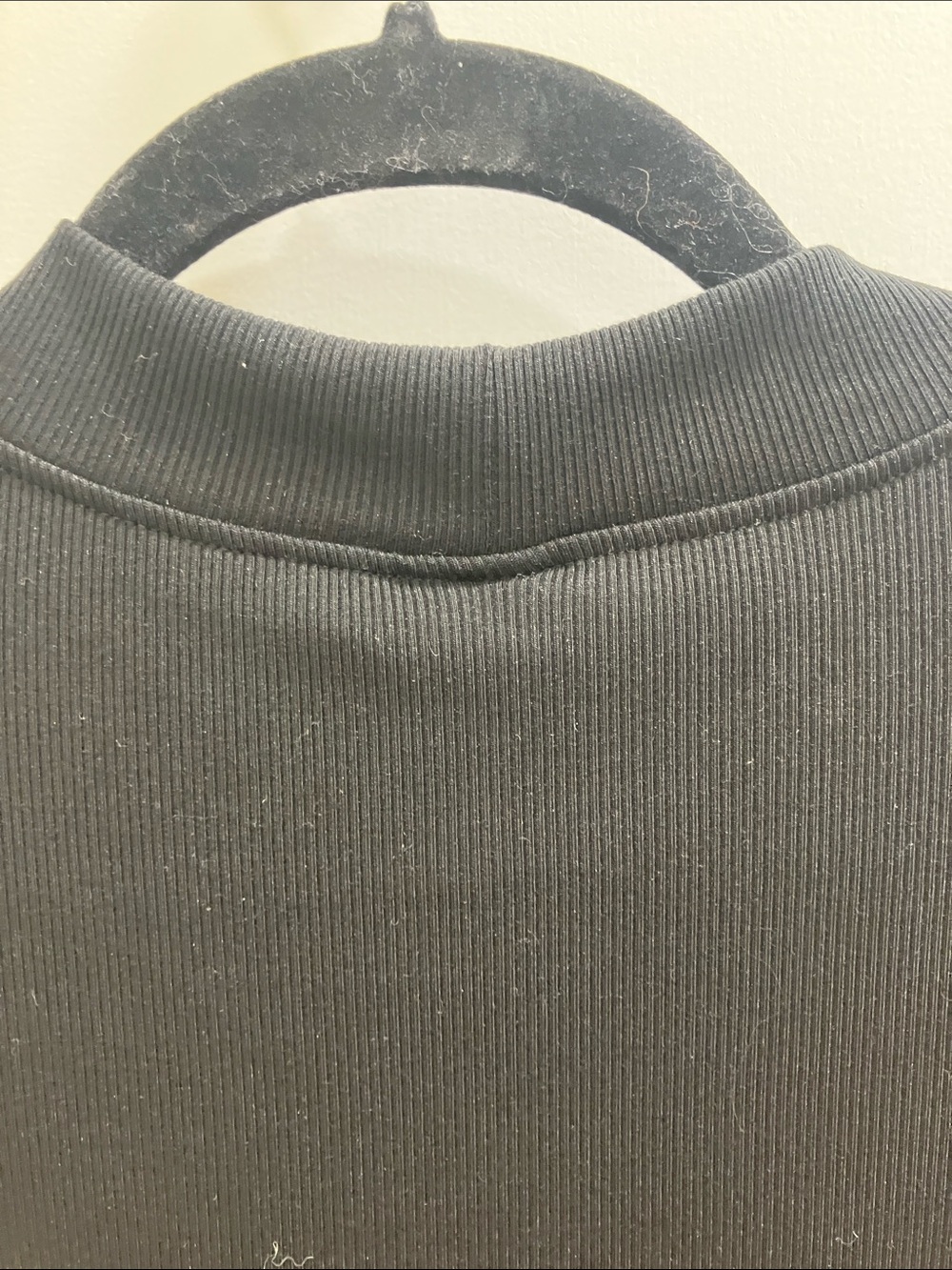 ReoRia Black Ribbed Short-Sleeve Bodysuit - Picture 4 of 4